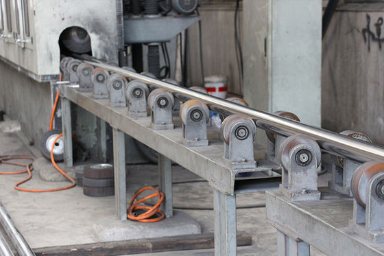 खरीदें परिशुद्धता f7 सहिष्णुता क्रोम पिस्टन रॉड के साथ एचआरसी 55-63 कठोरता और रा 0.2-0.4 हाइड्रोलिक सिलेंडर के लिए सतह मोटापा ऑनलाइन निर्माण