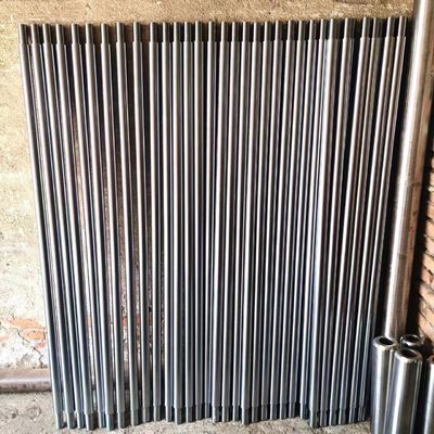 25-30 डिग्री के बीच 2 माइक्रोन 0.4 टेम्पर्ड इलेक्ट्रोप्लाटेड पिस्टन रॉड इंजीनियरिंग मशीनरी